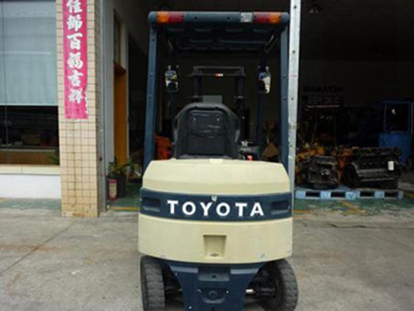 二手叉車(chē)